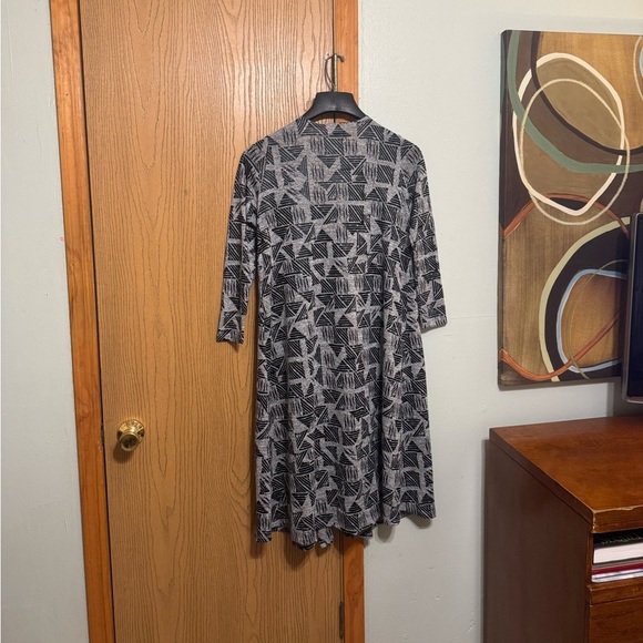 Lularoe Small w/Geometric Print Long Sleeve Open-Front Duster Cardigan w/Pockets - Picture 2 of 4